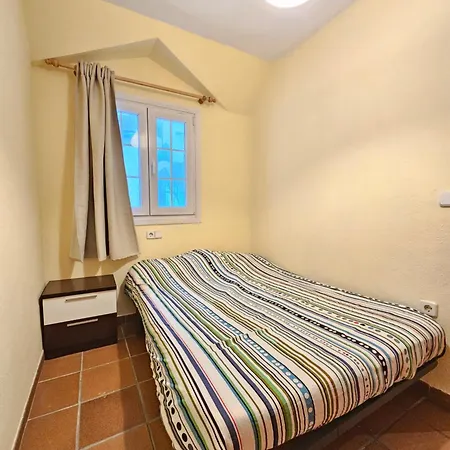 Zona Media Junto A Telesilla *