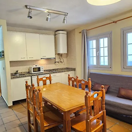 Zona Media Junto A Telesilla Appartement